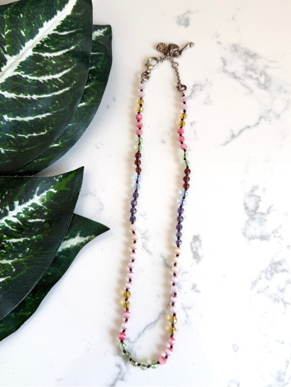 Fossil Store Colorful Bead Necklace Beaded Clear Rainbow Color PREOWNED Jewelry